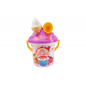 Muffin Shaped Bucket with sand ice cream